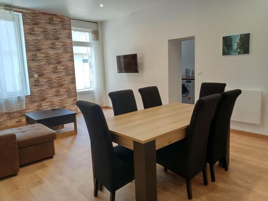 Gonnelles Appartement T3 Centre Ville Rdc D 아쟁 외부 사진